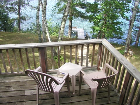 Come enjoy the beautiful Lake Belle Taine - one of MN's sandiest & clear lakes!