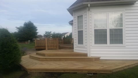 Looking at deck from side yard as the horse shoe pick is right behind me