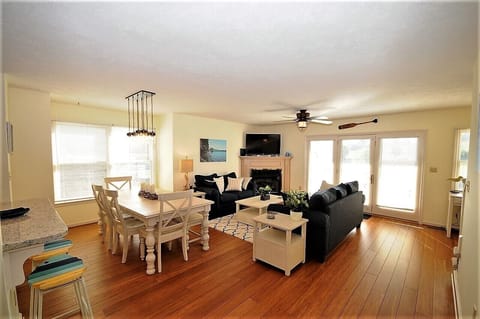 Great Room with Fire Place Main Level