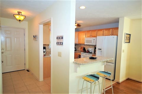 Kitchen and Breakfast Bar Main Level