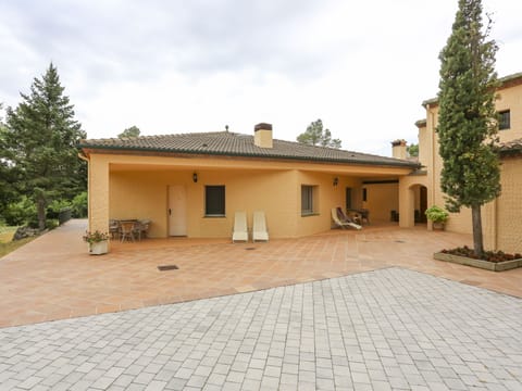 Studio 1