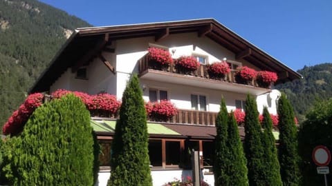 Schnuggi - Apartments Stefania Apartment in Serfaus