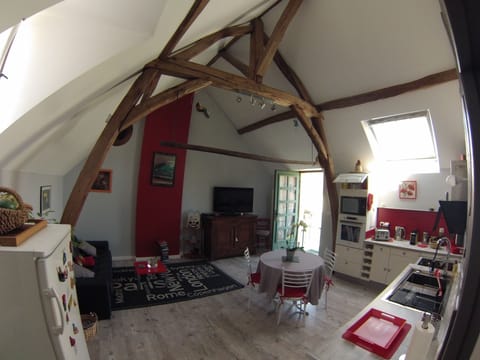 Kitchen & living room