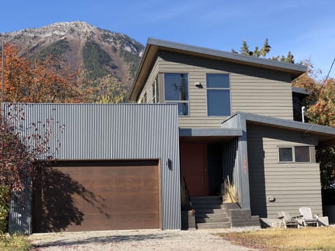 Modern Mountain Home