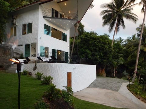 The five bedroom "Gardenia" villa, enjoys stunning views, private pool and more!