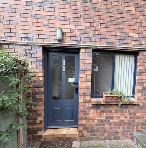 private entrance to apartment