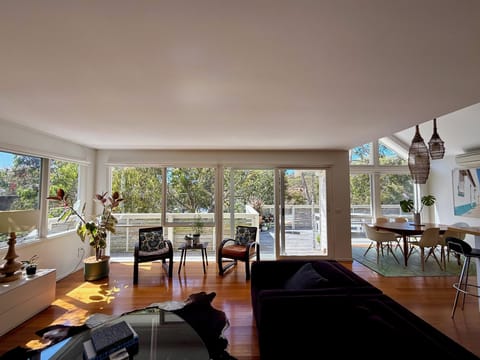 Open Plan Living, Kitchen & Dining opening onto the front deck