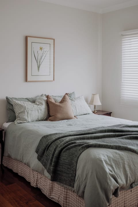 Bedroom 3: Cosy Queen Bed