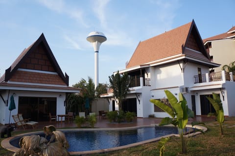 High-end Large Pool Villa in Ban Phe is your Beach Break 