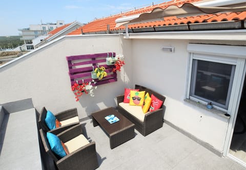 Open sky terrace