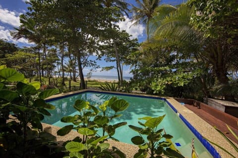 Gecko's Cottage - Pool to the Beach