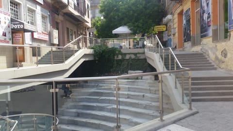 From the Roman stadium these steps will lead you to Angel Bukoreshtliev street 