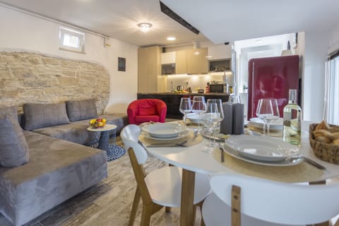 Livig & dining space