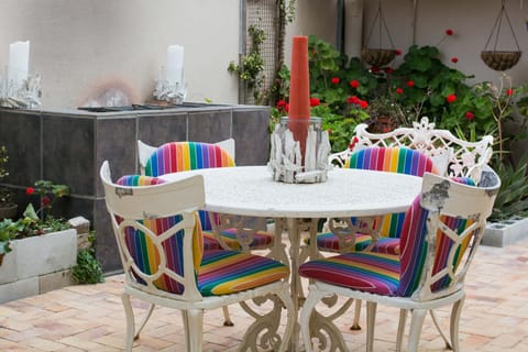 Court yard with barbeque