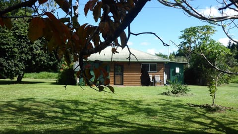 Welcome to Wompoo Cottage,home away from home.