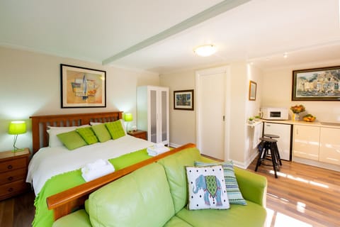 Garden Suite Bedroom