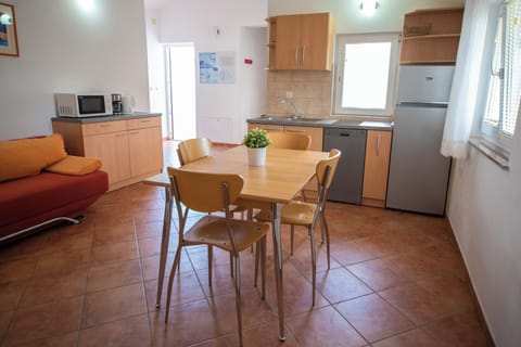 Living room, kitchen, dining room