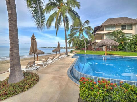 Beach & Pool view