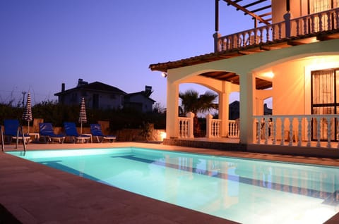 Side view of villa and pool