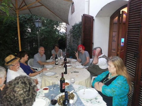 dinner in the garden 