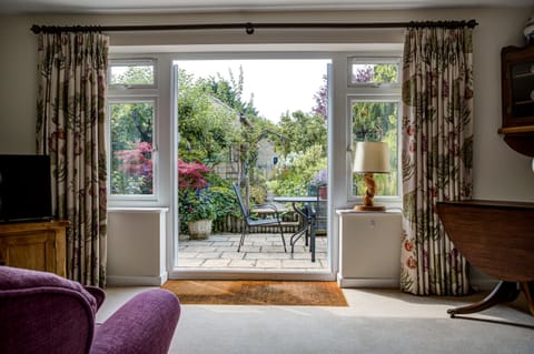Garden view from the sitting room 
