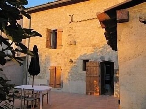Evening sun on the patio/terrace