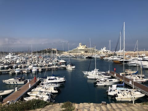 Antibes marina is a 5 min walk away, (not the view from our flat unfortunately!)