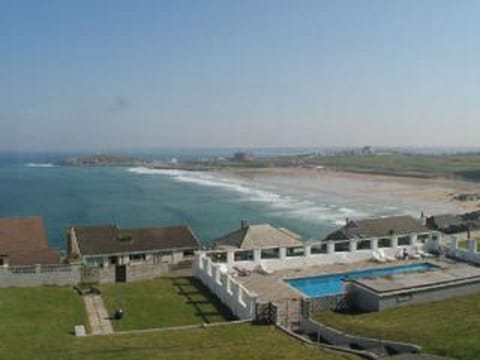 OUTSIDE SPACE WITH GARDENS + POOL 