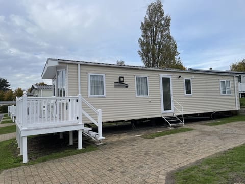 External view of Rambling Rose