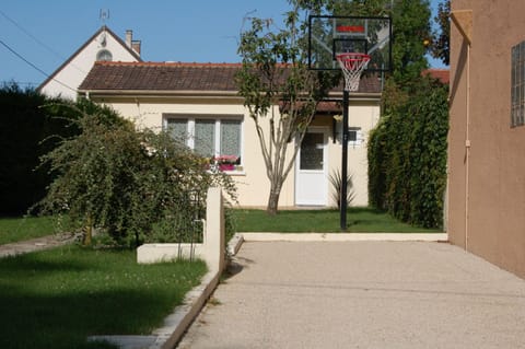 Angels Inn Disneyland Paris : Independent House