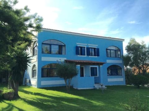 house with four appartments