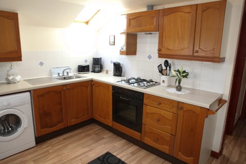 Welcome to the Near Aboot Apartment …..