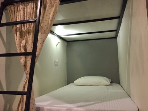 SUNSET HOMESTAY IN KUCHING, SARAWAK