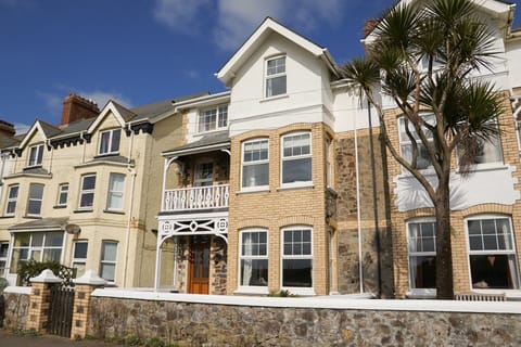 Foreshore large Edwardian villa family friendly holiday home near Bude beaches Forever Cornwall