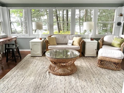 Muskoka room with a view of the lake around you. 