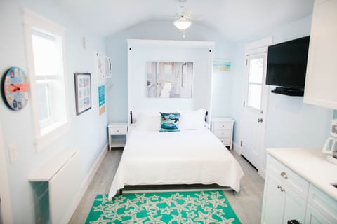 Murphy Bed with Medium firm Tempurpedic type mattress