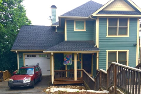 Bungalow.  You have entire lower floor.  
