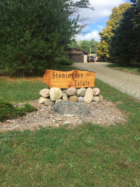 Front entrance to The Carriage House at Stonington Estate