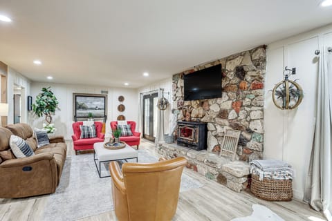 Arroyo Grande Vacation Rental | 4BR | 2BA | 2,100 Sq Ft | Steps to Enter
