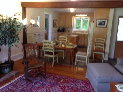 looking from living toward dining area