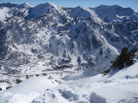 The Cliff Club is located right at the base of Snowbird Mountain