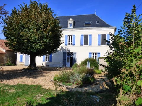 House from the front garden