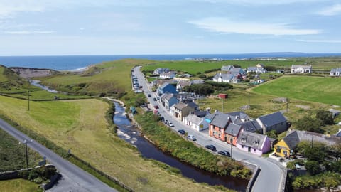 Fisherstreet with its pub and restaurants, just a 1 minute walk from the Lodge