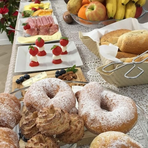 Breakfast meal