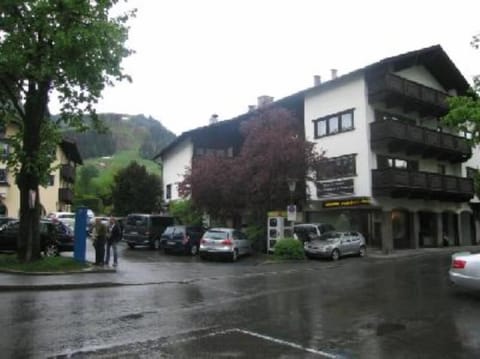 The Apartment Block seen from KirchPlatz and, in the background, the 'Streif.