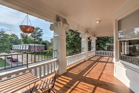 Common area porch