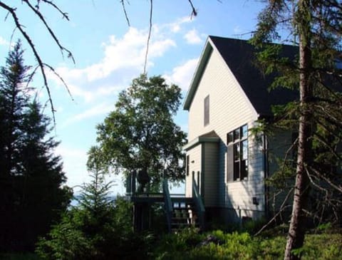 View of the house as you come down the private drive.