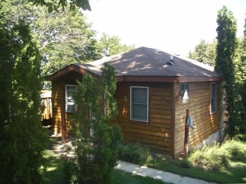 Cottage #5, Front Entrance. Deck on left side