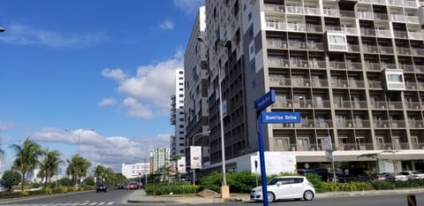 SHORE RESIDENCES