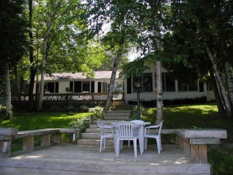 The house is just steps from the water!